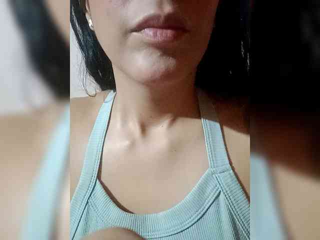 OrianaSimons OrianaSimons