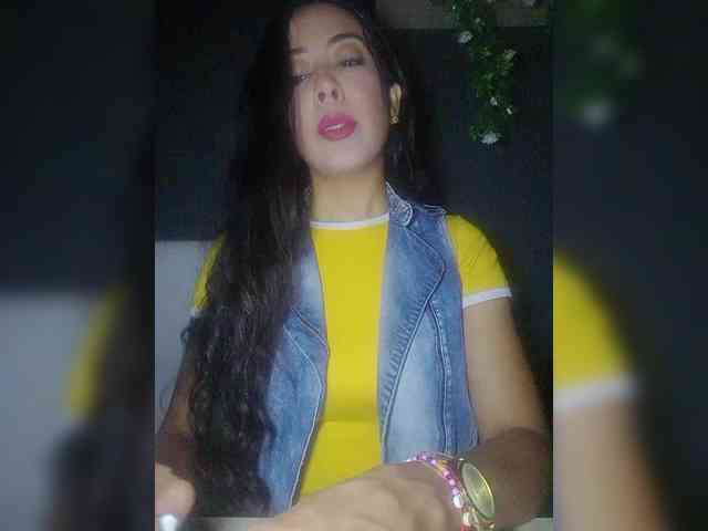 OrianaSimons OrianaSimons