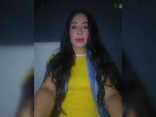 OrianaSimons OrianaSimons