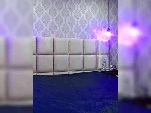 OrianaSimons OrianaSimons