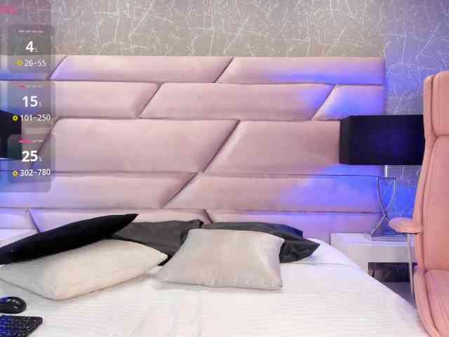 OrianaSimons OrianaSimons