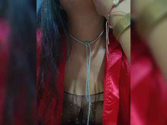 OrianaSimons OrianaSimons