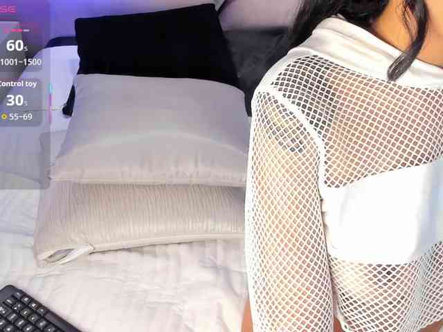 OrianaSimons OrianaSimons