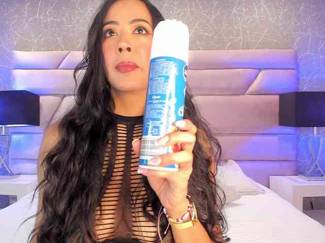 OrianaSimons webcam