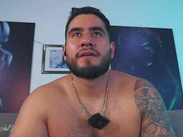 Bellapazzia Live Webcam on BongaCams