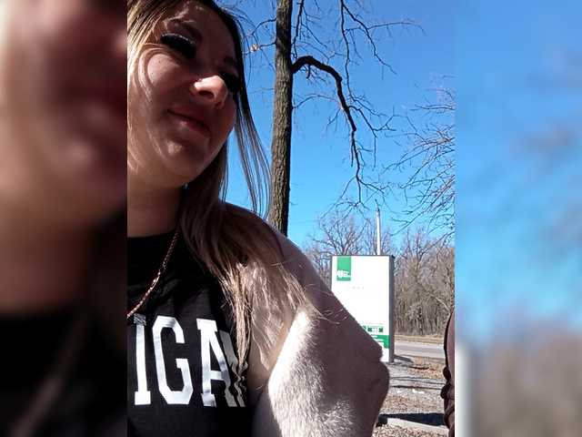 DavidAndBecky's BongaCams show and profile