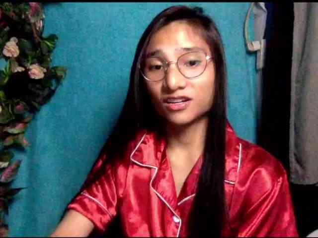 urasiancassandra Live Webcam on BongaCams