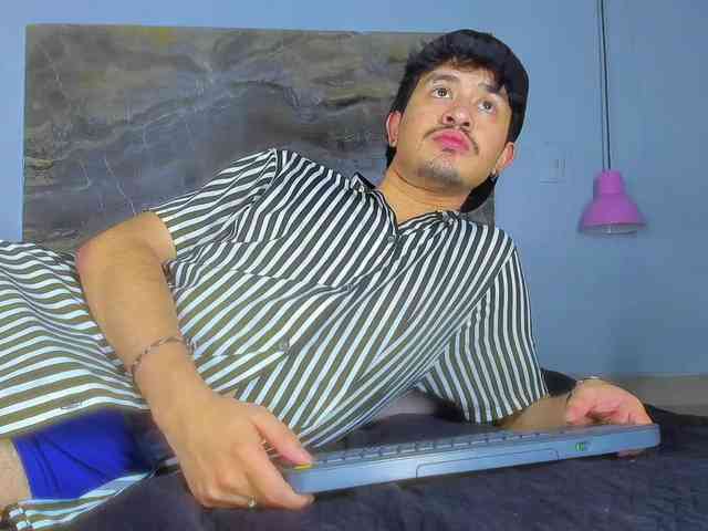 DimitriDeluxe DimitriDeluxe