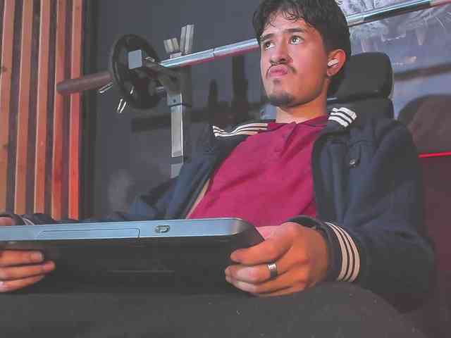 DimitriDeluxe DimitriDeluxe