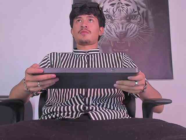 DimitriDeluxe