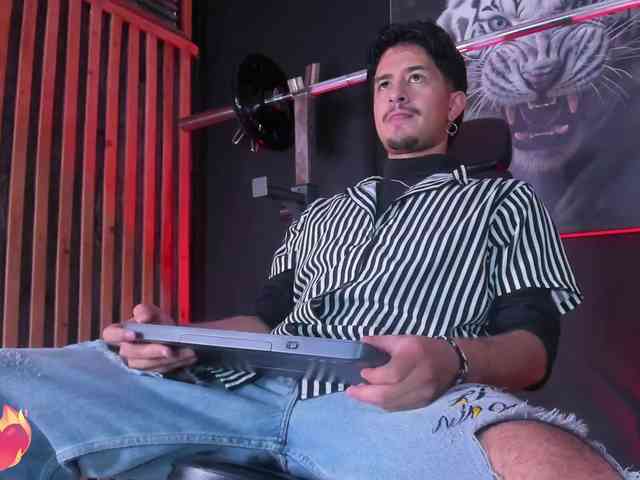 DimitriDeluxe DimitriDeluxe