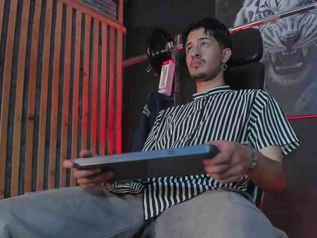 DimitriDeluxe DimitriDeluxe