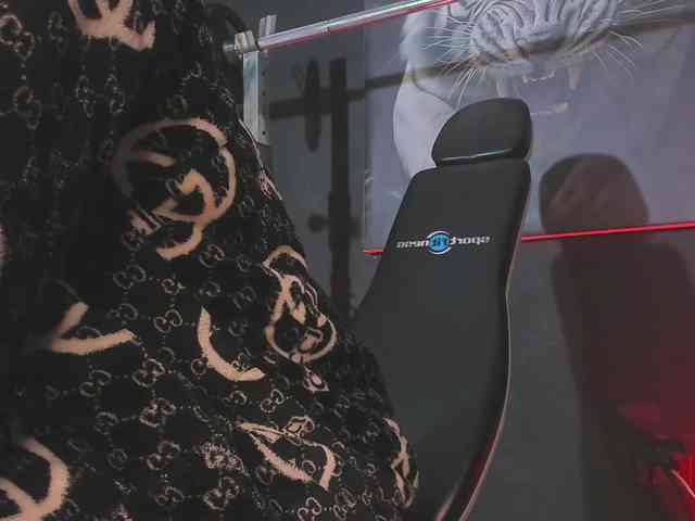 DimitriDeluxe DimitriDeluxe