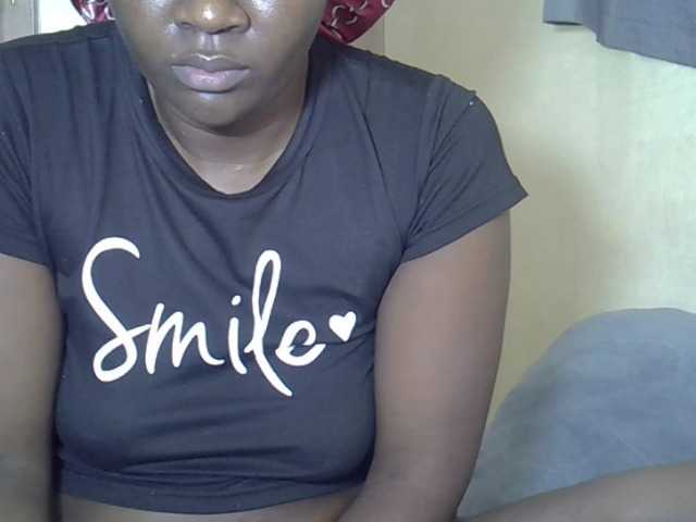 Prettyliz30's BongaCams show and profile