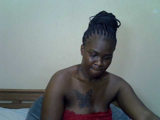 Prettyliz30's BongaCams show and profile