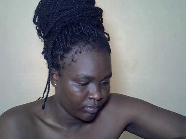 Prettyliz30's BongaCams show and profile