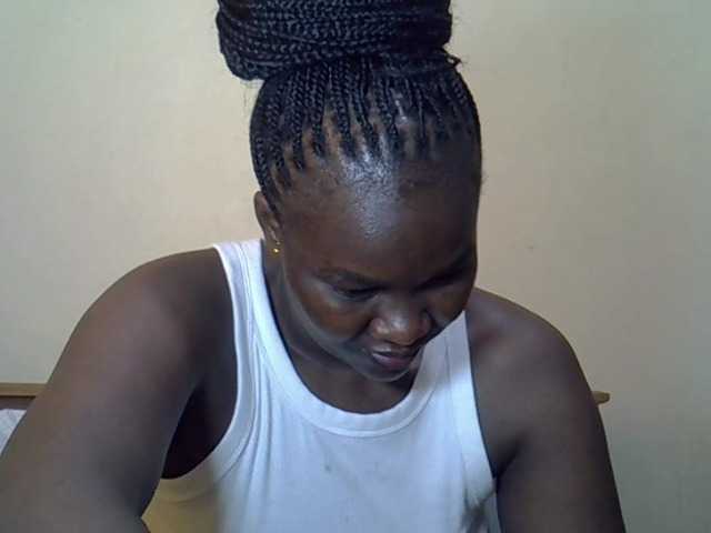 Prettyliz30's BongaCams show and profile