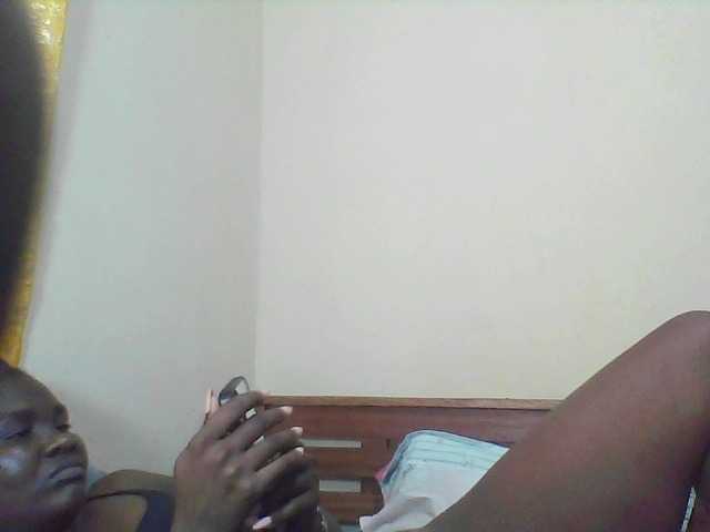 Prettyliz30's BongaCams show and profile