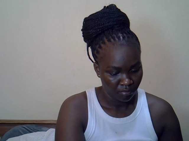 Prettyliz30's BongaCams show and profile