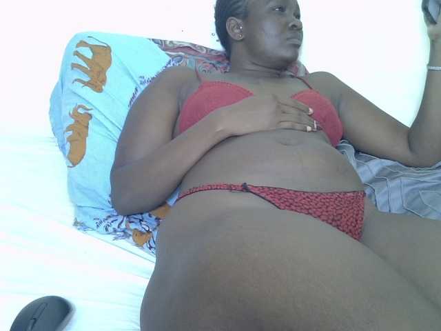 Prettyliz30's BongaCams show and profile