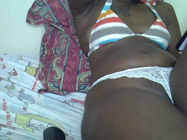 Prettyliz30 webcam