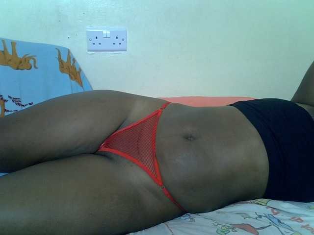 Prettyliz30's BongaCams show and profile