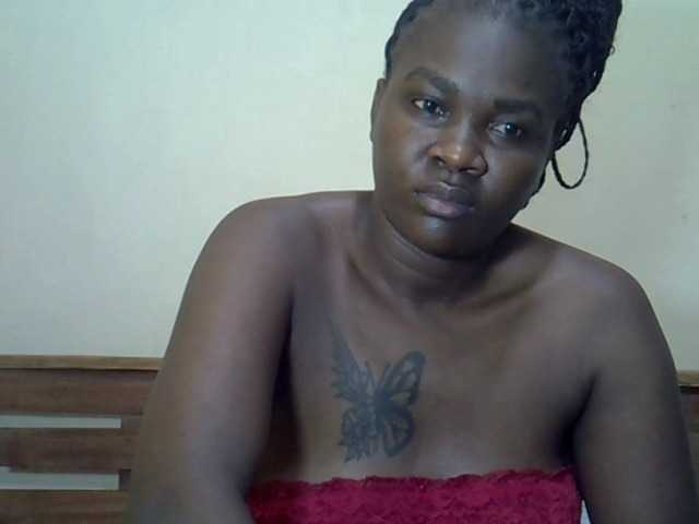 Prettyliz30's BongaCams show and profile