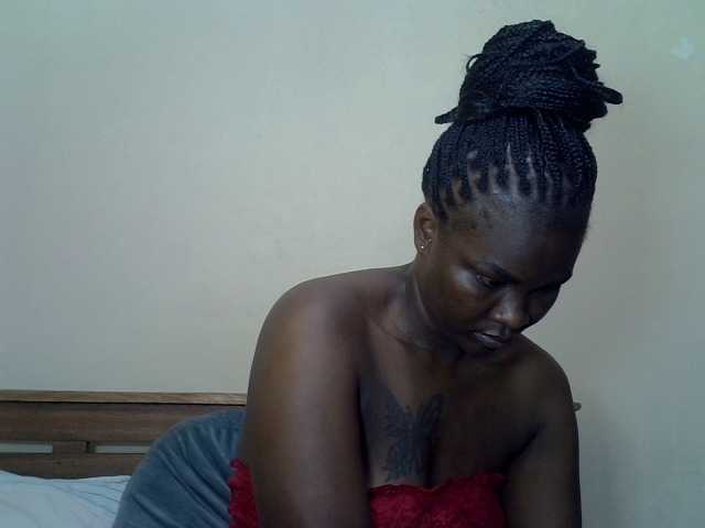 Prettyliz30's BongaCams show and profile