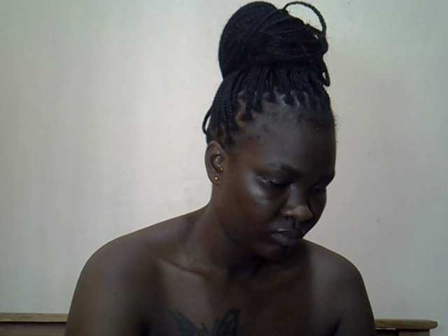 Prettyliz30's BongaCams show and profile