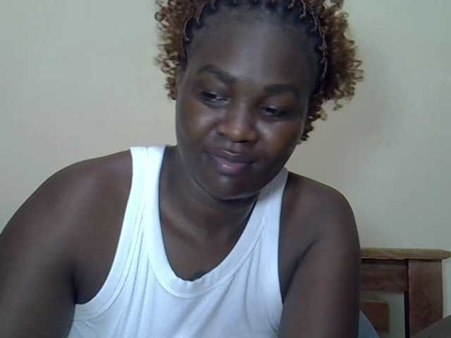 Prettyliz30's BongaCams show and profile