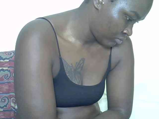 Prettyliz30 webcam
