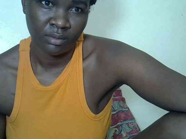 Prettyliz30 webcam