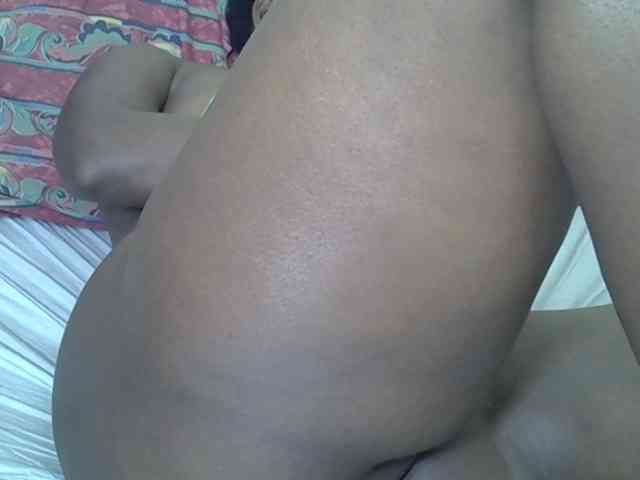 Prettyliz30 webcam