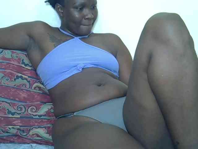 Prettyliz30 webcam