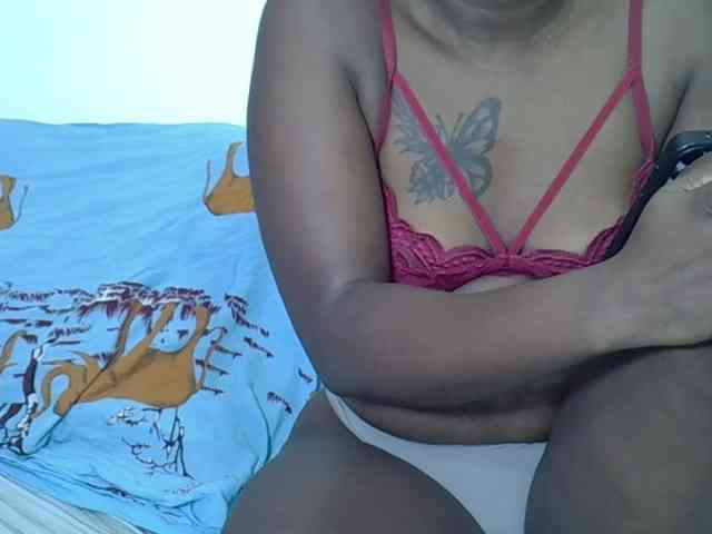 Prettyliz30 webcam