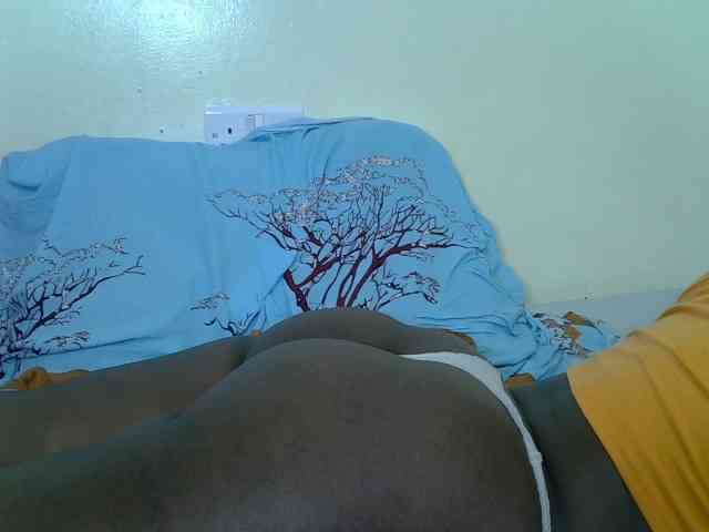 Prettyliz30 webcam
