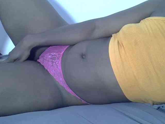 Prettyliz30 Live Webcam on BongaCams