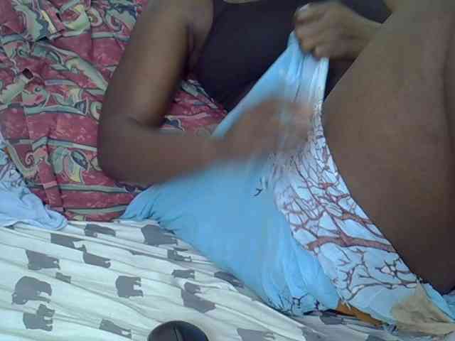 Prettyliz30 webcam