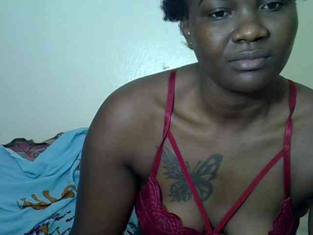 Prettyliz30 webcam
