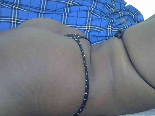 Prettyliz30 webcam