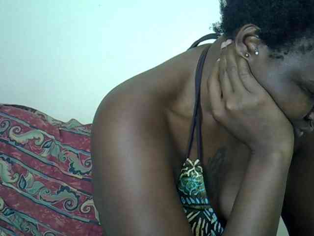 Prettyliz30 webcam
