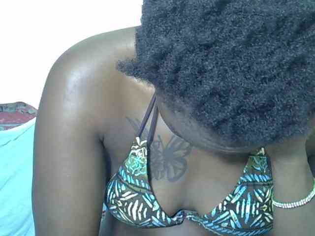 Prettyliz30 webcam