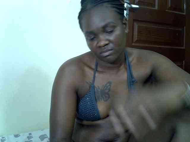 Prettyliz30 webcam
