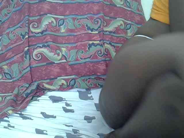 Prettyliz30 webcam