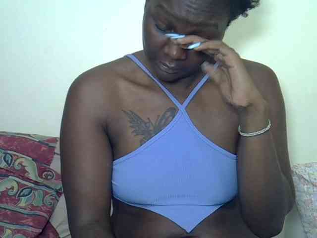 Prettyliz30 webcam