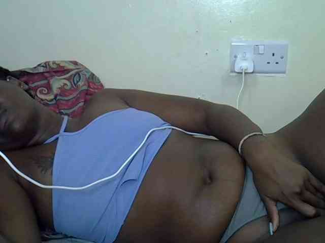 Prettyliz30 webcam