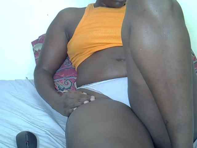 Prettyliz30 webcam