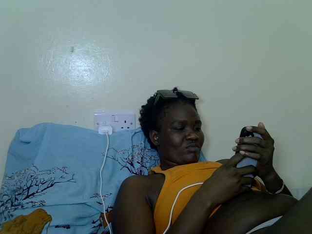 Prettyliz30 webcam