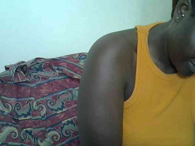 Prettyliz30 webcam