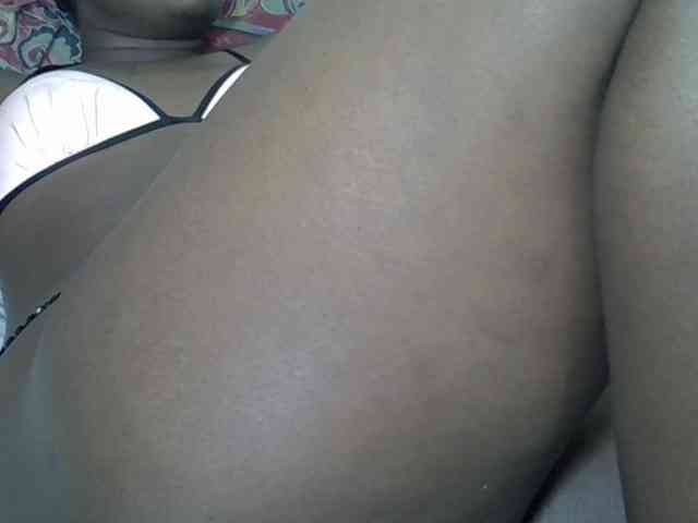 Prettyliz30 webcam